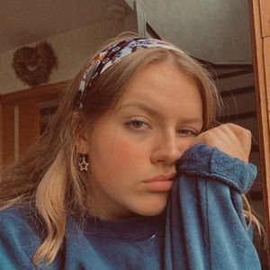 Meet your Posher, Nicolle